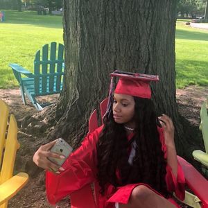 Meet your Posher, Neekaa